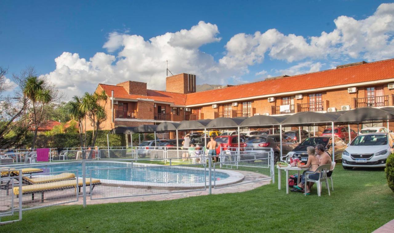 Valle Del Sol 3*
