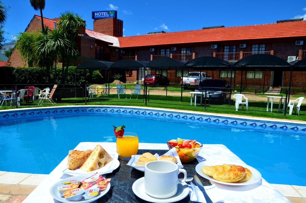 Valle Del Sol Hotel